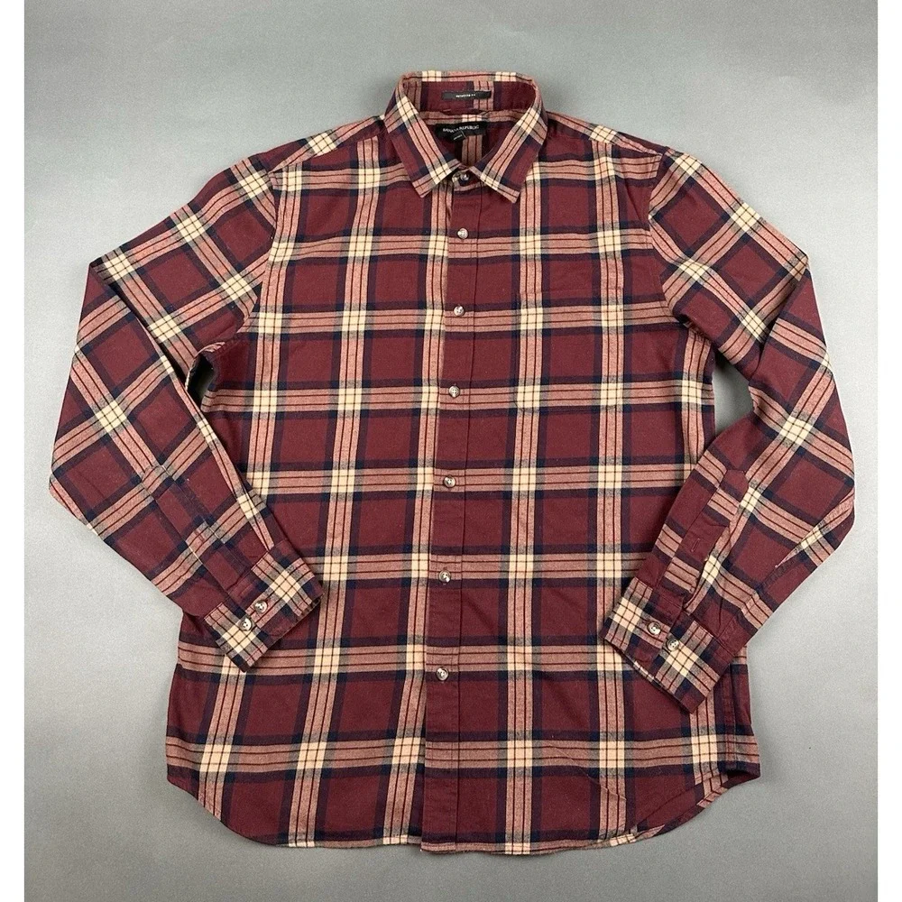 Banana Republic Men's Plaid Untucked Fit Shirt Size Large Long Sleeve Button Up